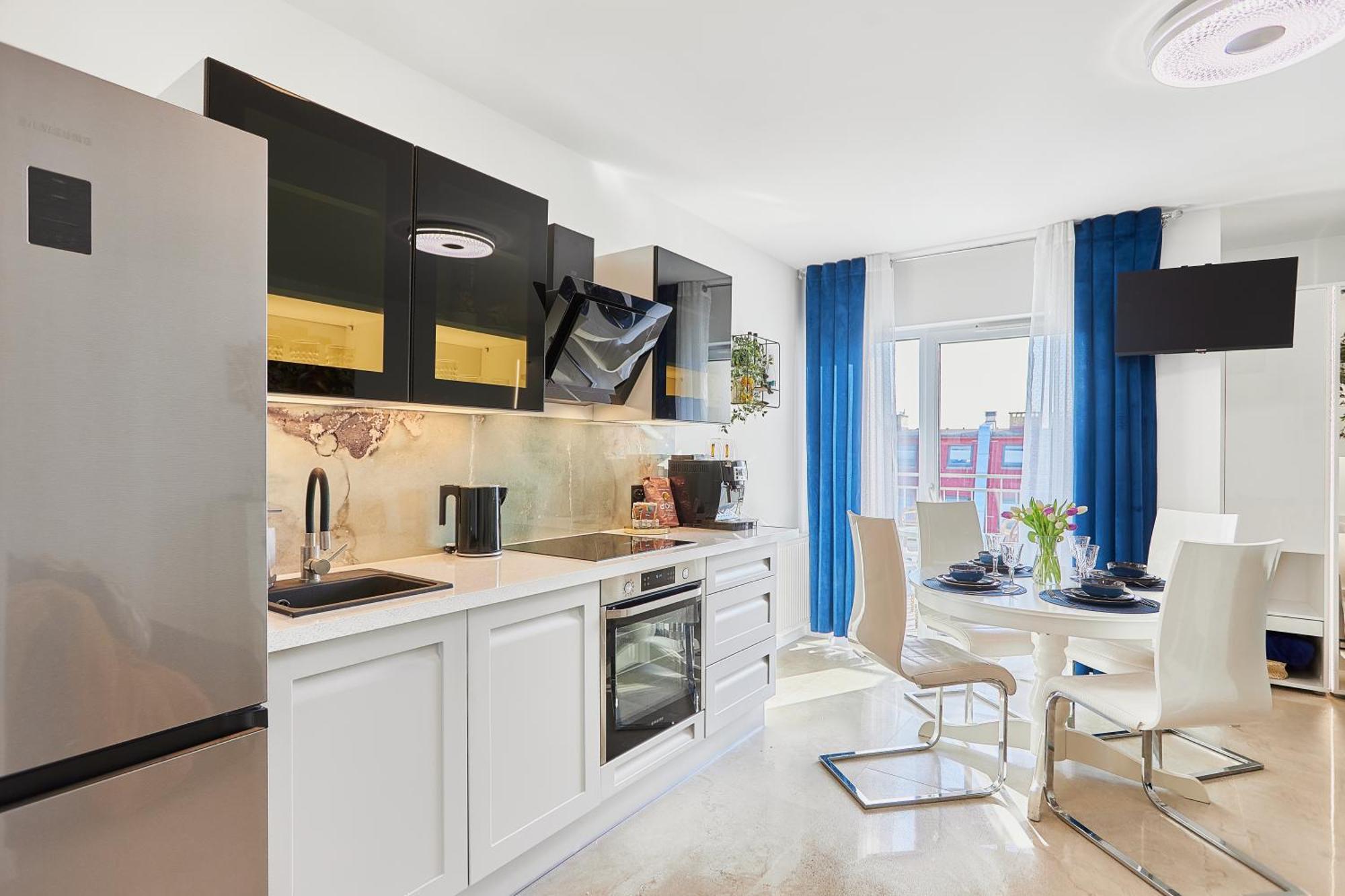 Golden Hour Apartments- Plac Slowianski 43 Świnoujście Extérieur photo